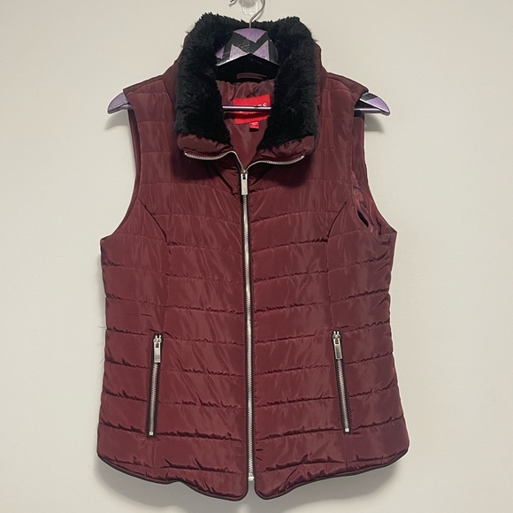 Guess Women's Front Runner Faux Fur Puffer Vest Size Medium - Picture 4 of 11